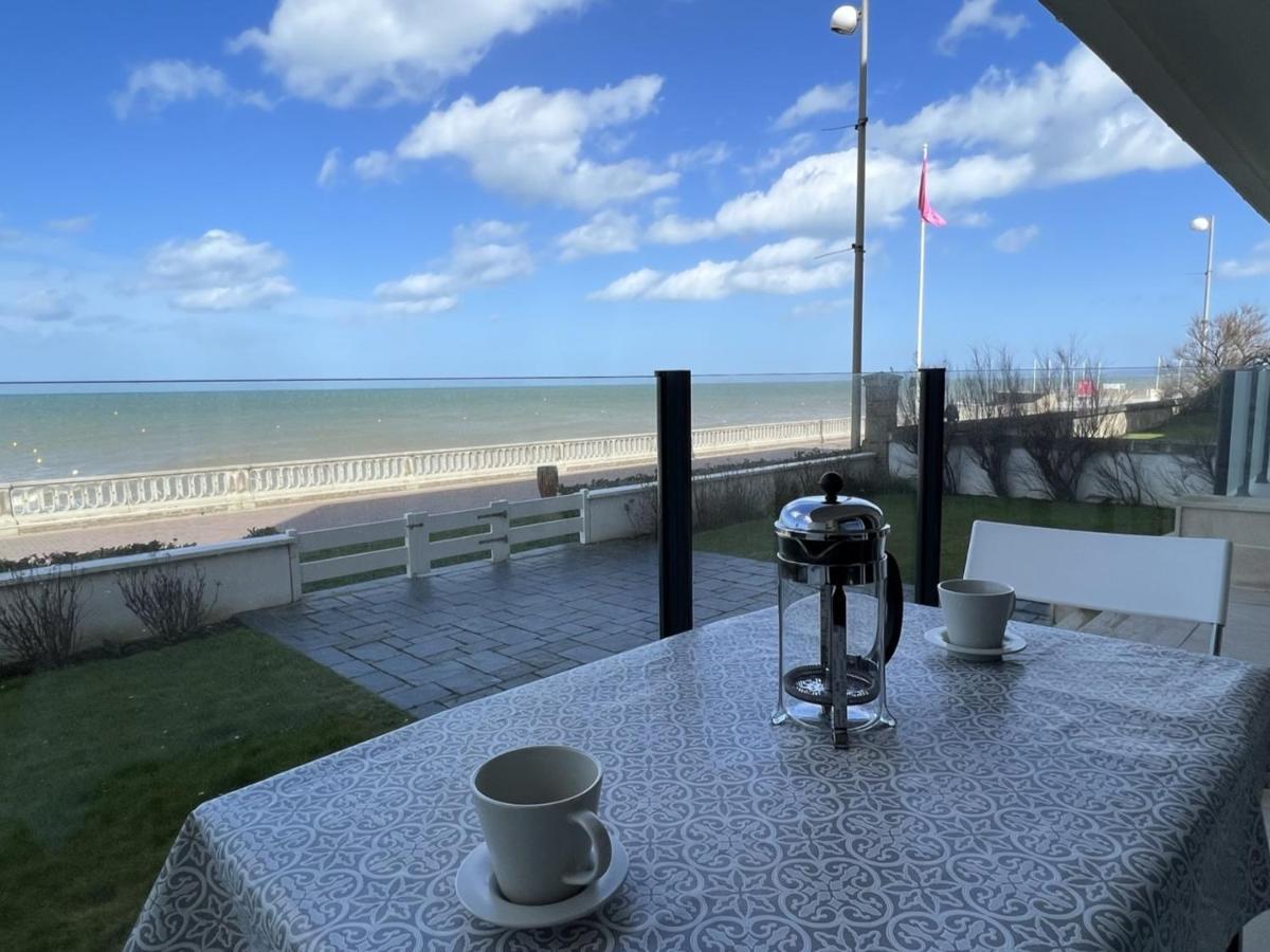 Studio En Centre-Ville De Cabourg Avec Balcon Et Parking - Fr-1-487-345 מראה חיצוני תמונה